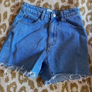 PRINCESS POLLY JEAN SHORTS SIZE US 2